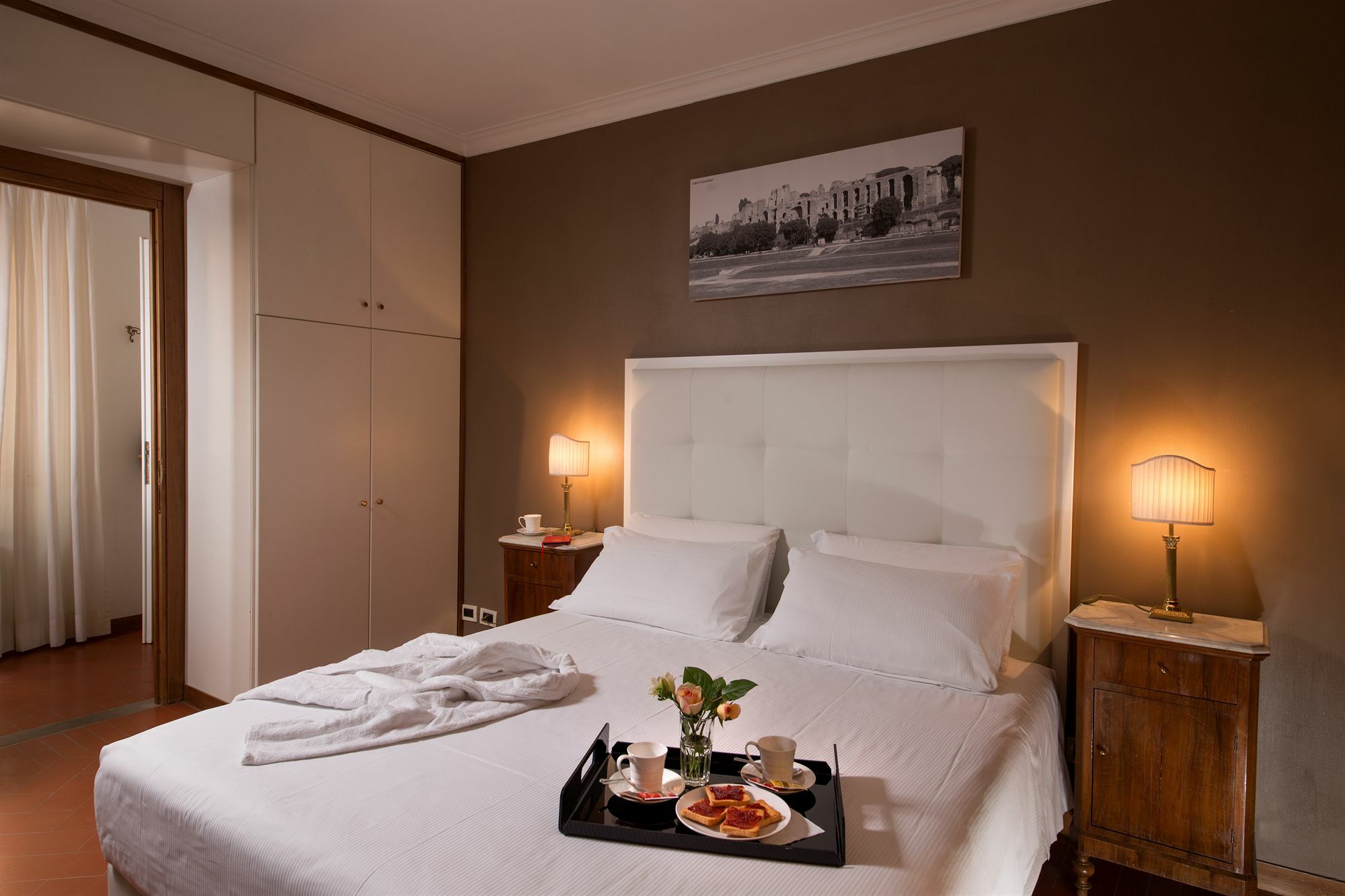 Astrid Roma Suites ภายนอก รูปภาพ