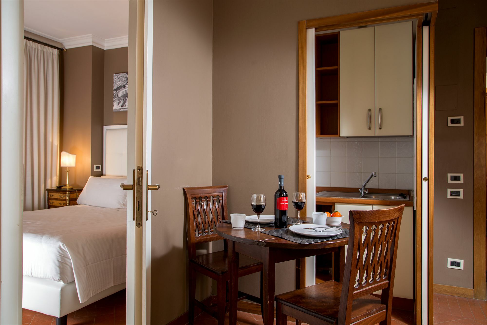 Astrid Roma Suites ภายนอก รูปภาพ