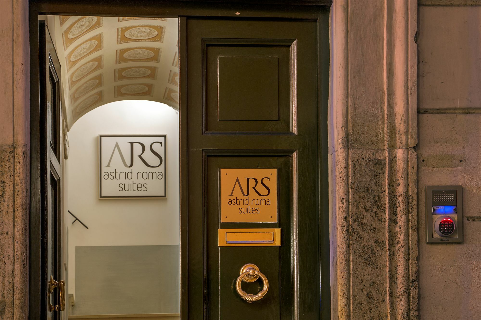 Astrid Roma Suites ภายนอก รูปภาพ